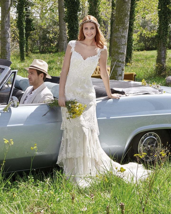 Cómo elegir vestido de novia para una boda en la playa en 5 pasos