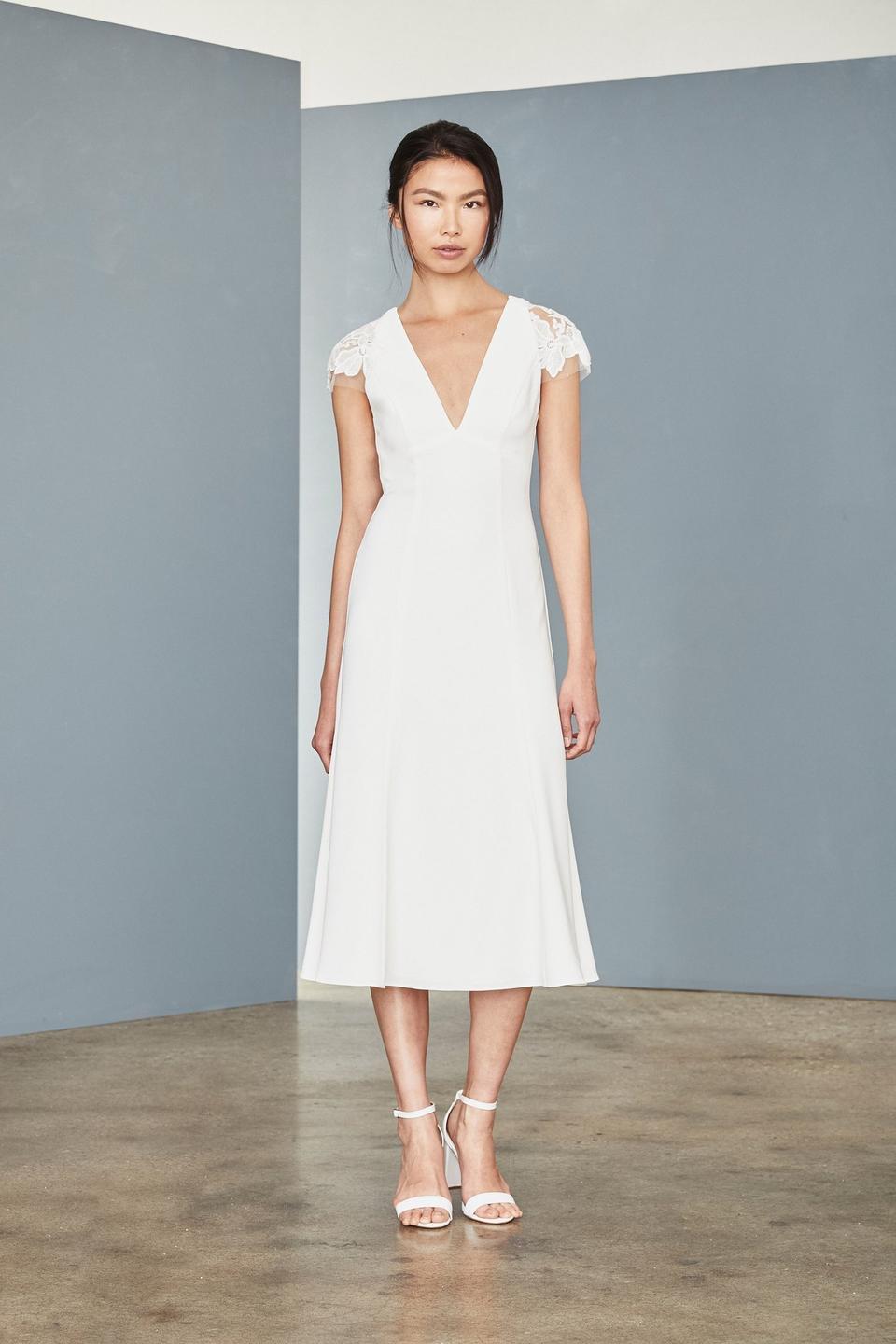 25 'Little White Dresses' Para Una Boda Civil íntima Y Llena De Estilo