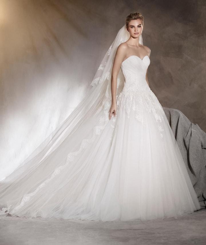 Pronovias