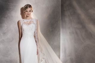 Pronovias