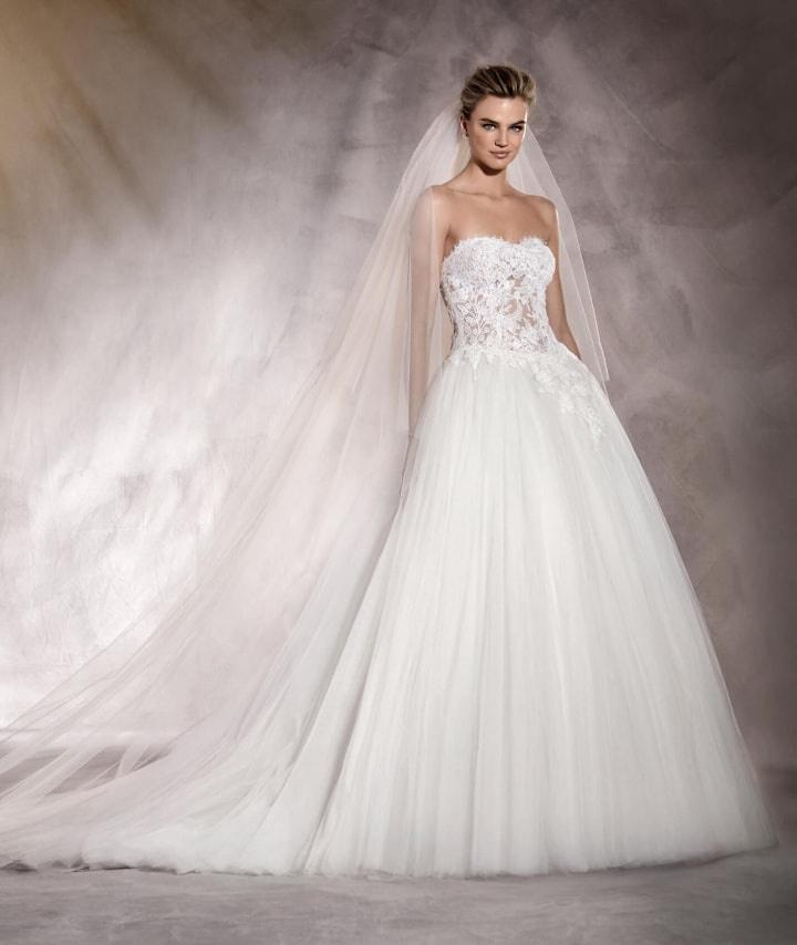 Pronovias