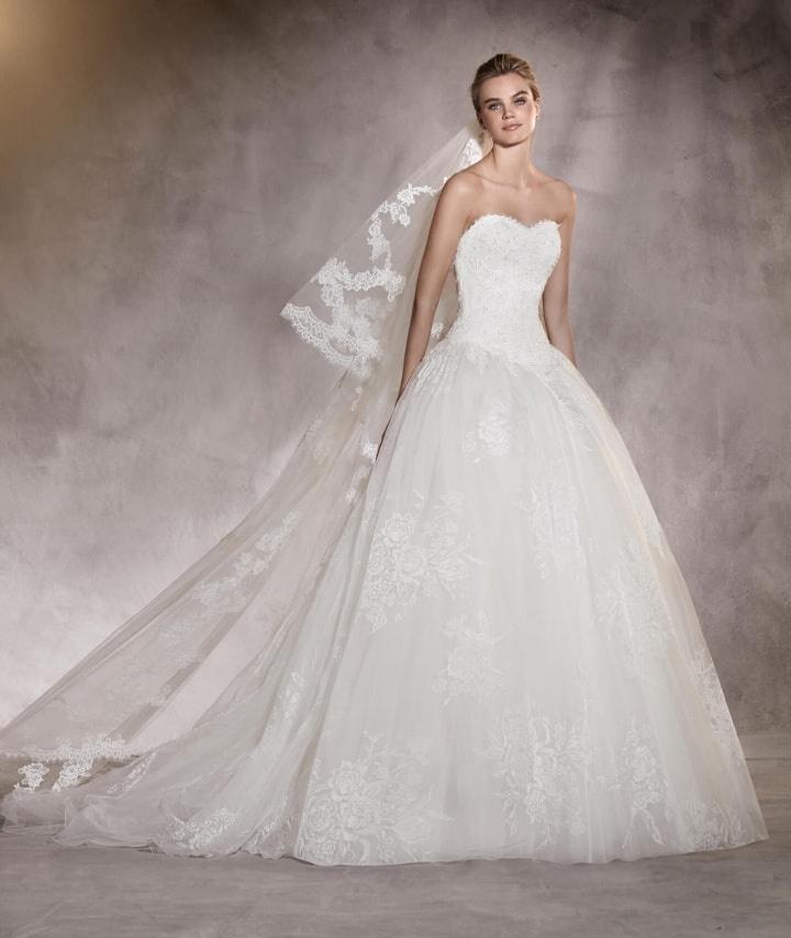 Pronovias