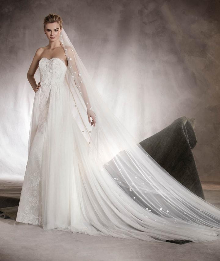 Pronovias