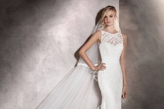 Pronovias