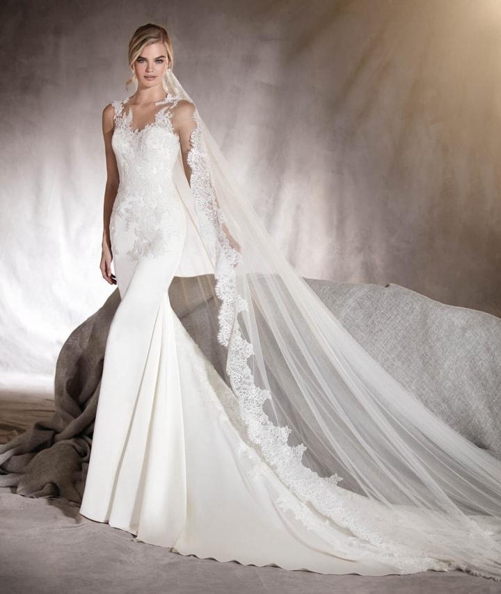 Pronovias