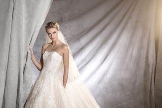 Pronovias