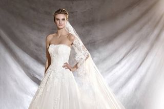 Pronovias