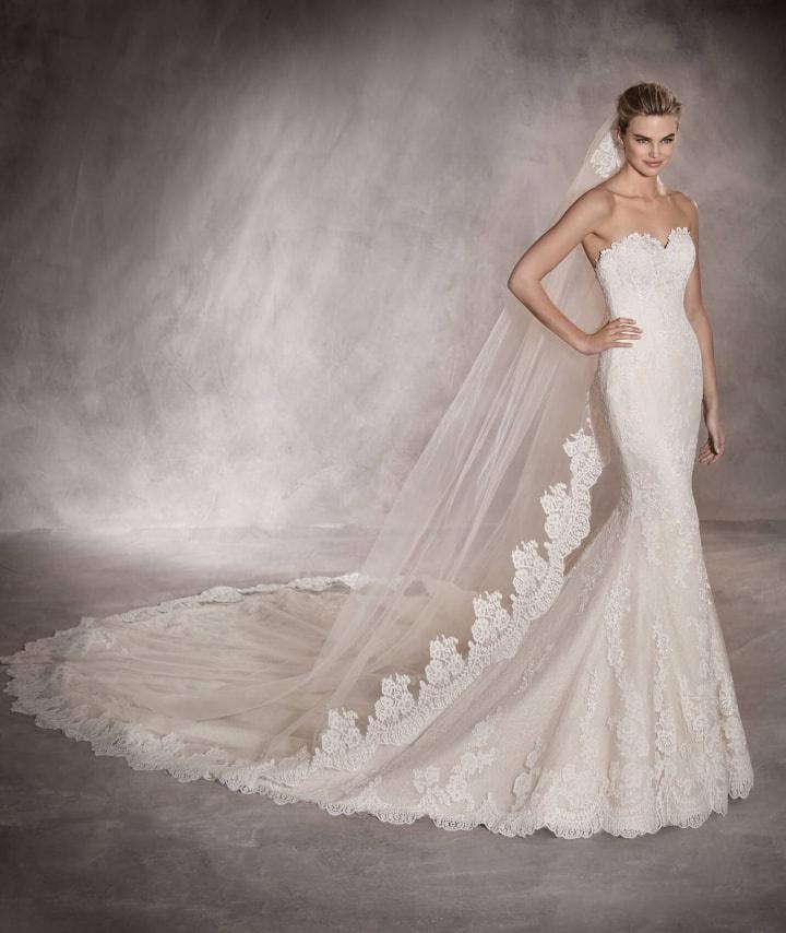 Pronovias