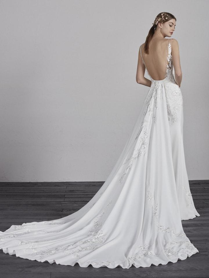 Pronovias