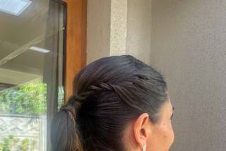 Yoli Hair Styles