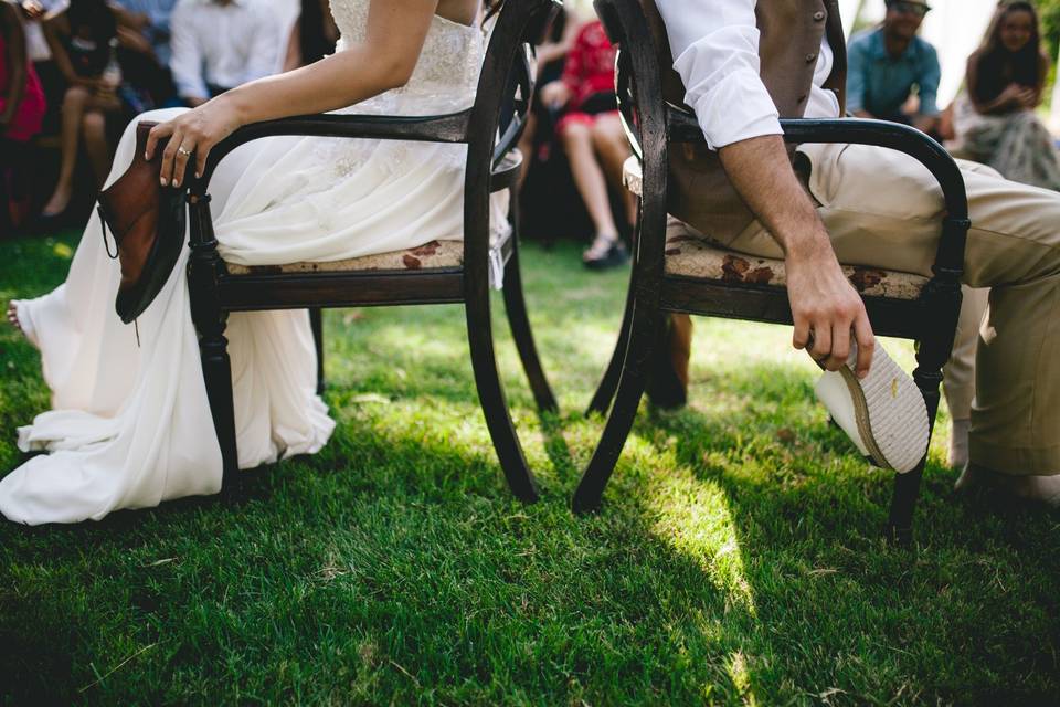 El juego del zapato: las 50 preguntas para parejas que más risas sacan en el matrimonio
