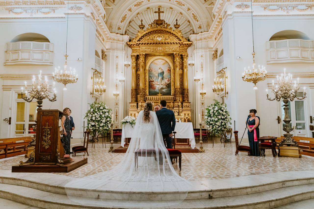 Arras de boda ¿En ceremonia civil o por la iglesia? 