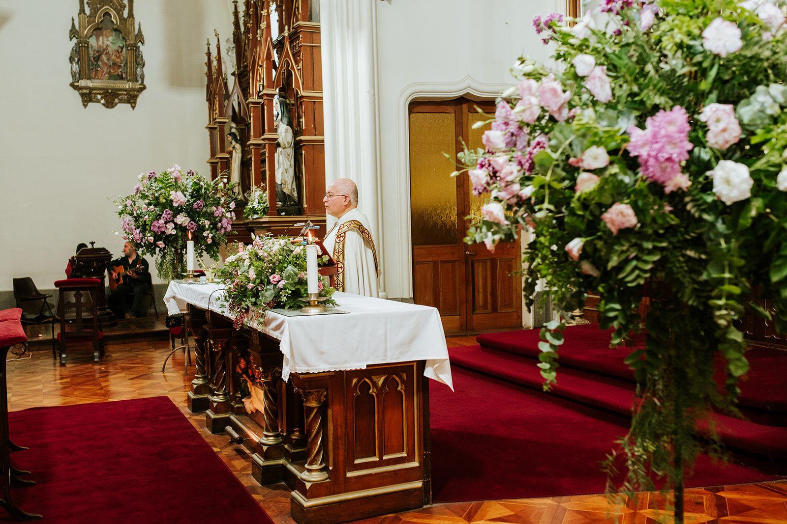 50 Ideas De Decoración De Iglesia Para El Matrimonio 8446