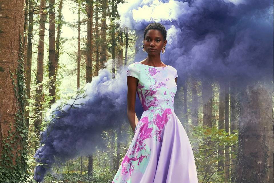Vestidos de fiesta 2021: Pronovias presenta Wonderland y su universo de color