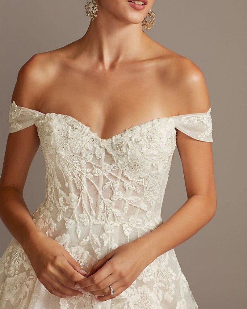 Los mejores escotes para un vestido de novia estilo princesa