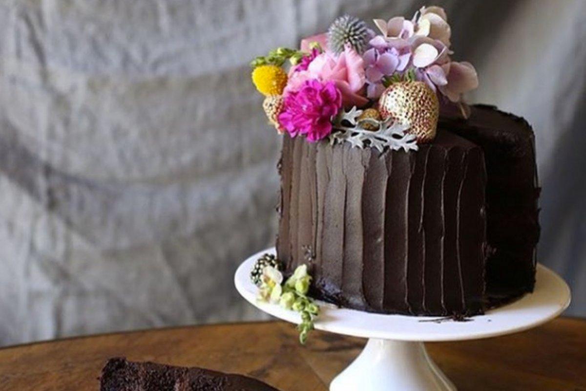 6 cosas que deben saber antes de encargar la torta de los novios