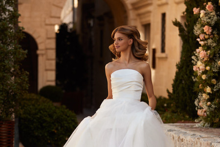 ¡Novias 2023! 8 tendencias en moda nupcial y accesorios