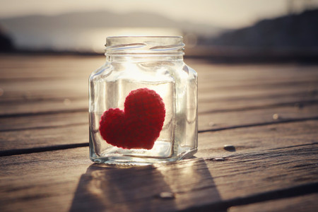 DIY: un frasco con notas de amor para el día de los enamorados