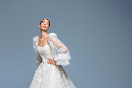 Las 6 tendencias en vestidos de novia 2022 más esperadas (y soñadas) que debes conocer