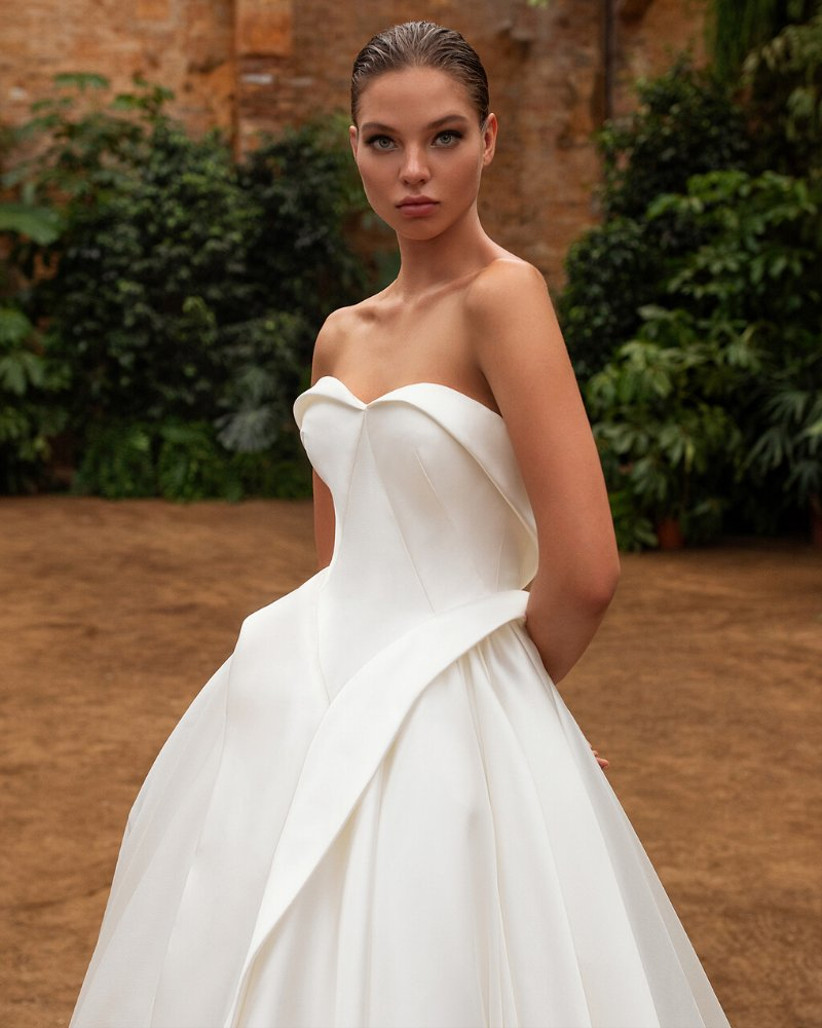 Los Mejores Escotes Para Un Vestido De Novia Estilo Princesa