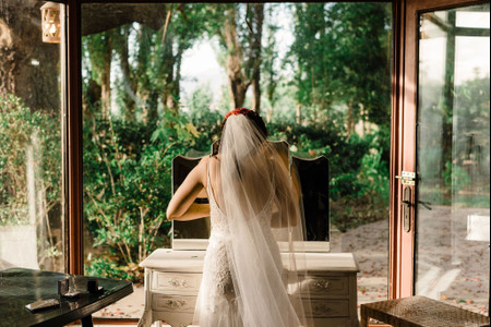 ¿Cómo preparar la habitación de la novia para las horas previas al casamiento?