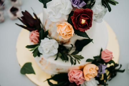 7 tendencias en tortas de novios 2023: ¡las tortas de moda se toman las fiestas de matrimonio!