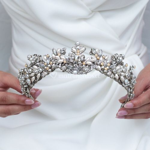 MAGNIFICENT, Maria Elena Headpieces