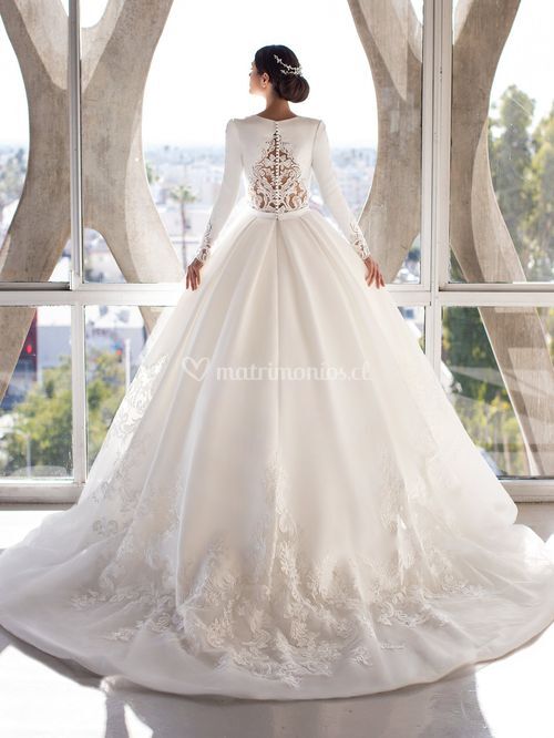 BROWN, Pronovias