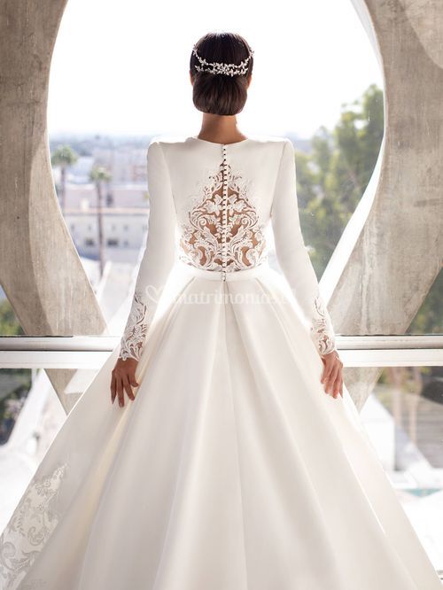 BROWN, Pronovias