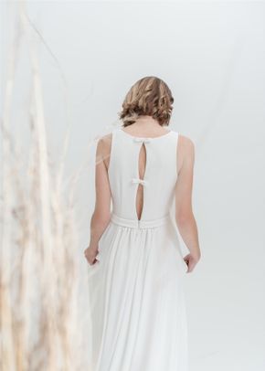 AINARA, Fara Sposa