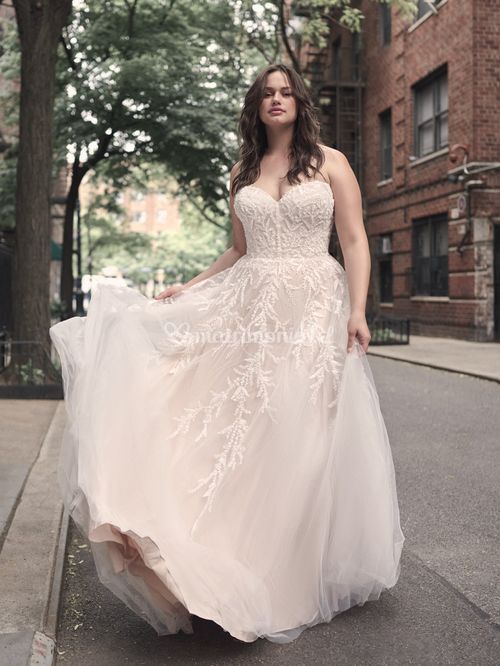 Oriana, Maggie Sottero