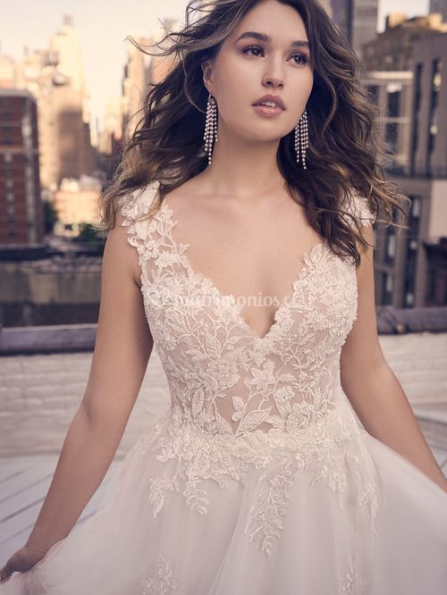 Bernadette, Maggie Sottero