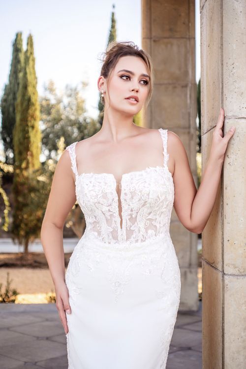 A1101, Allure Bridals