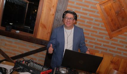 DJ Varas