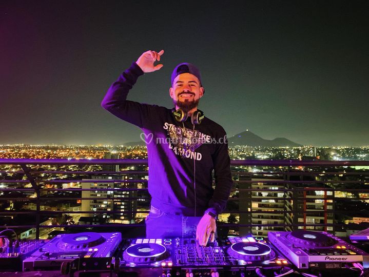 DJ Vegeta