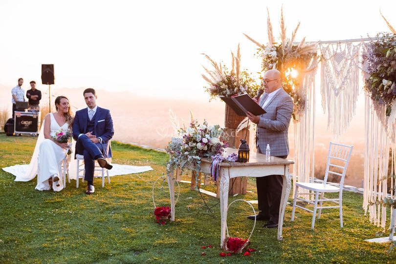 Matrimonios Simbólicos - Alex Seguel