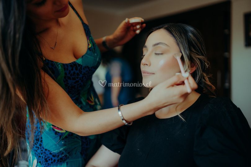 Vero Villalobos Maquillaje y Peinado
