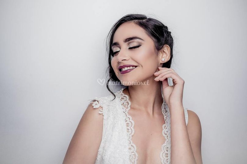 Arami Paulina Make Up Artist