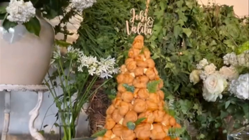 Croquembouche