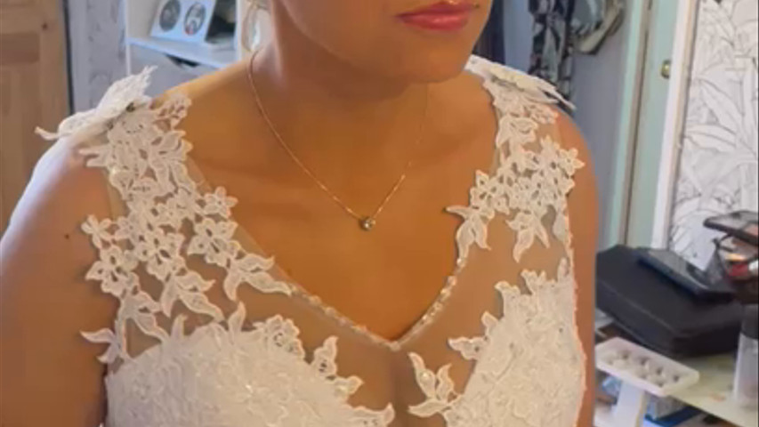 Maquillaje y peinado novia