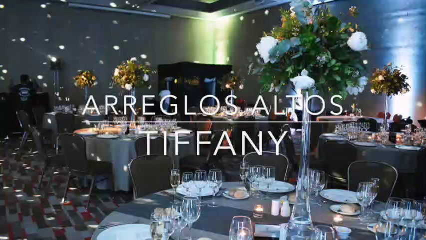 Matrimonios con arreglos altos tiffanys