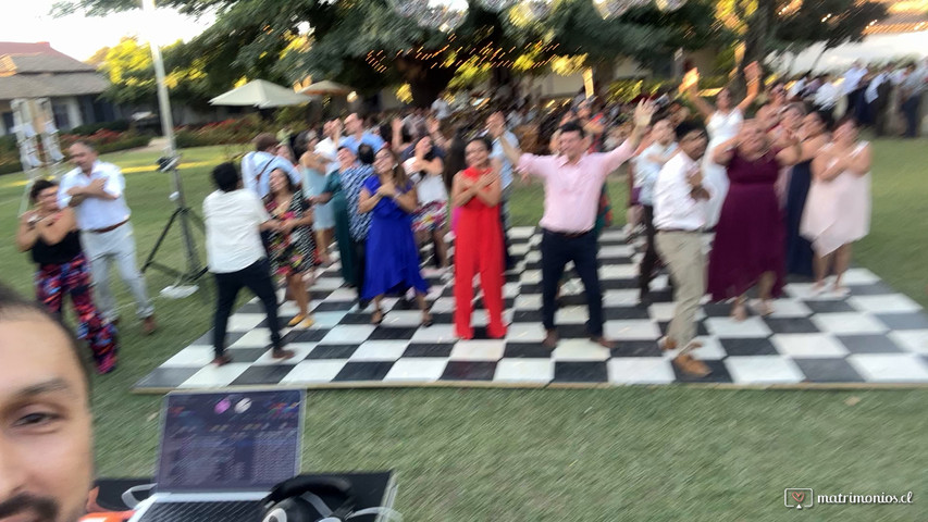 Animación en matrimonio de día