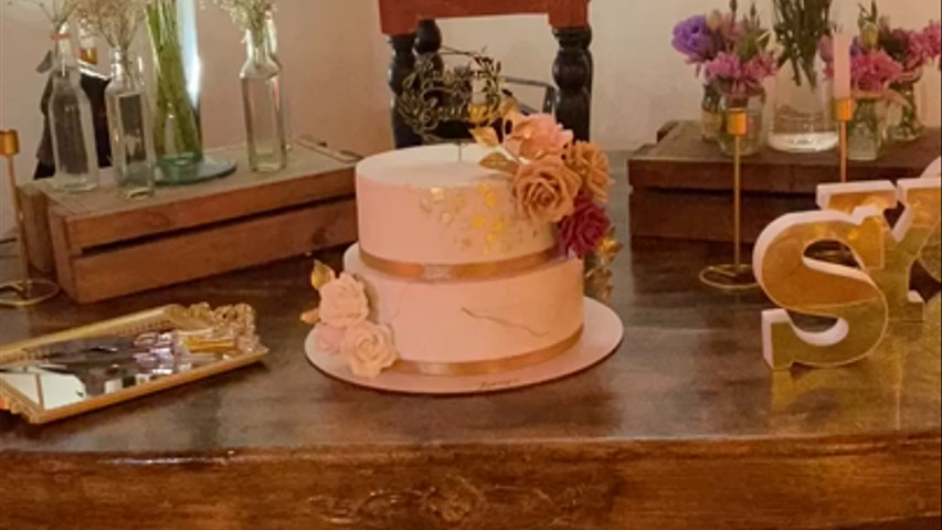 Montaje torta fondant 2 pisos