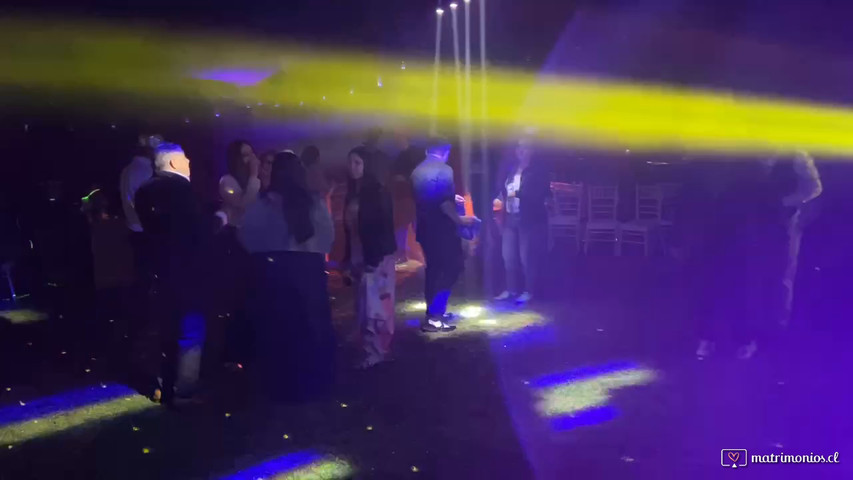 Algunos montajes de sonido y iluminación según su matrimonio 