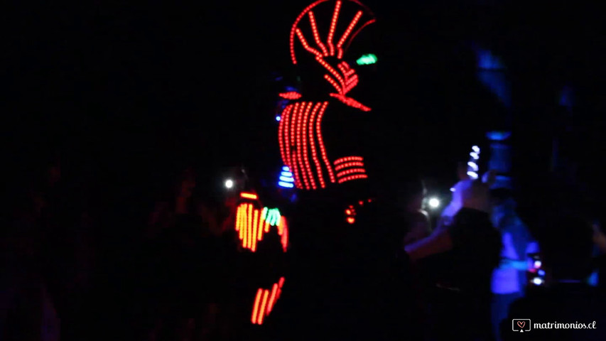 Show robot led