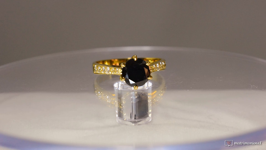 Anillo de compromiso Antígona