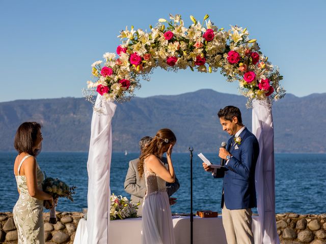 El matrimonio de Fernando y Natalia en Villarrica, Cautín 24