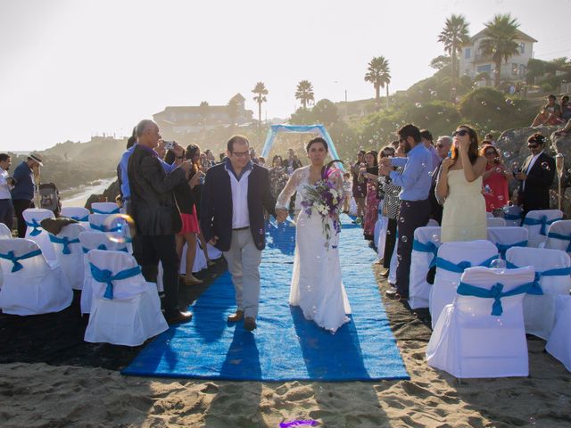 El matrimonio de Carlos y Romina en El Tabo, San Antonio 2