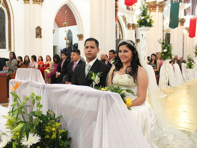 El matrimonio de Carlos y Julia en Santiago, Santiago 25