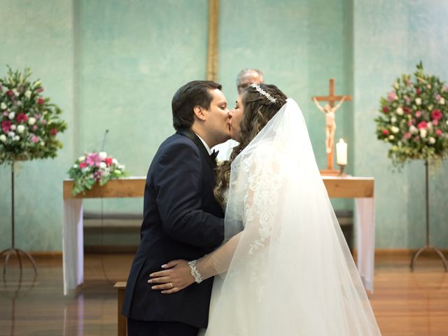 El matrimonio de Juan Manuel y Stephanie en Calera de Tango, Maipo 16